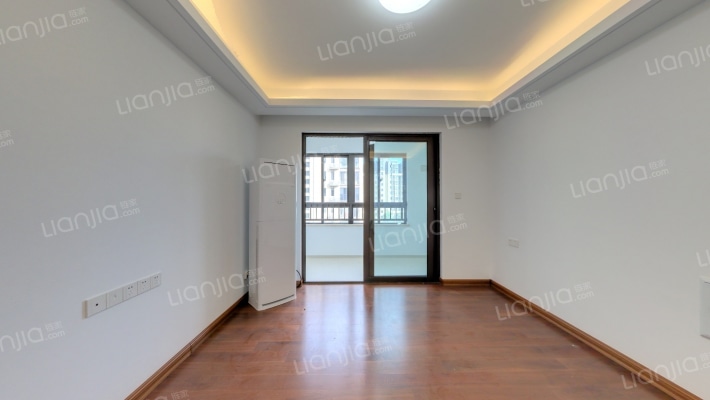 蓝天慧融花园二手房实景图