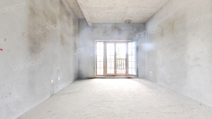 逸岭锦江二手房实景图