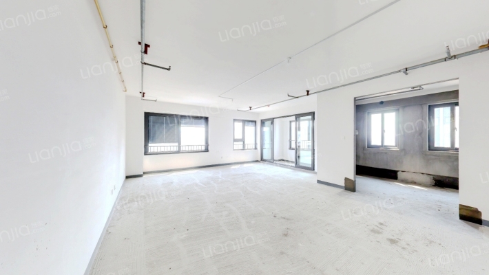 绿地紫金中心二手房实景图