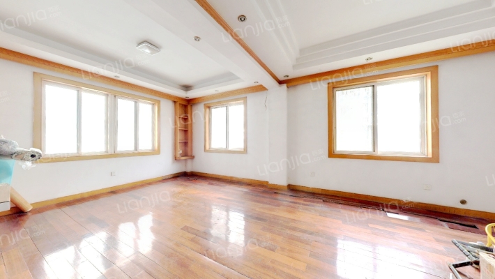 香港路穗丰花园二手房实景图