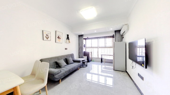 铂悦花园二手房实景图