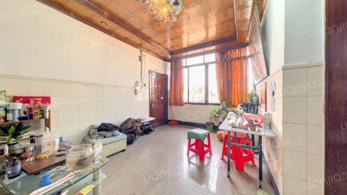 兰圃一街二手房实景图