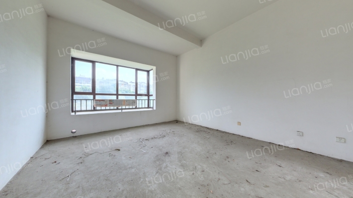 美泉纪二手房实景图