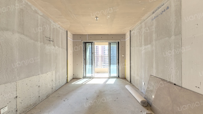 澳海云天赋二手房实景图