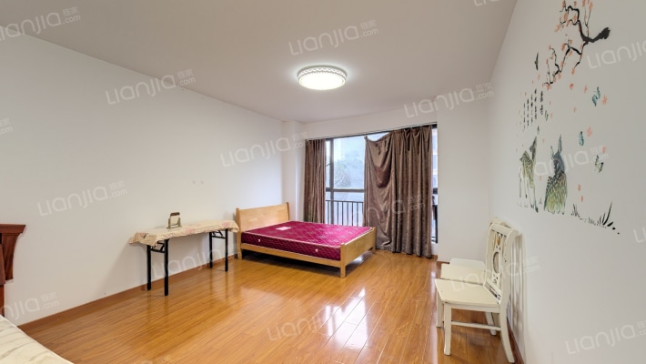 龙泽园西区二手房实景图