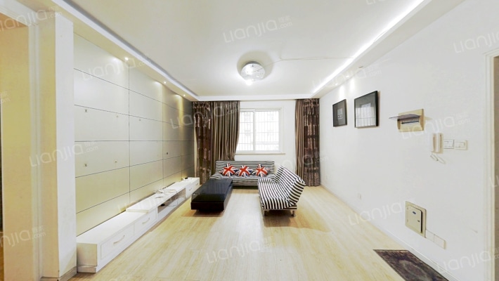 东江家园二手房实景图