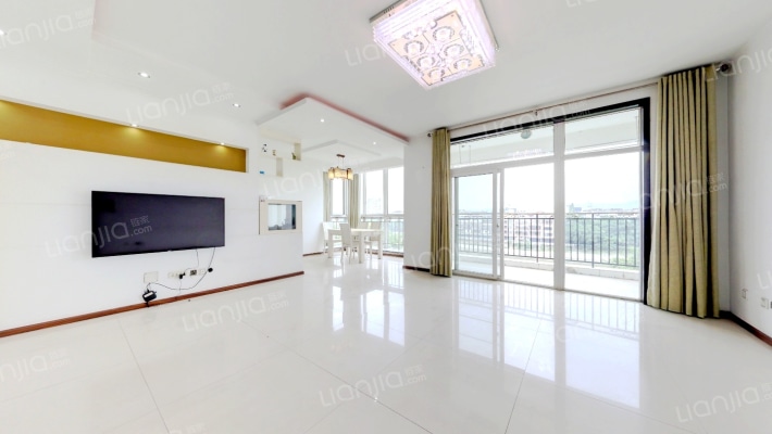 在水一方二手房实景图