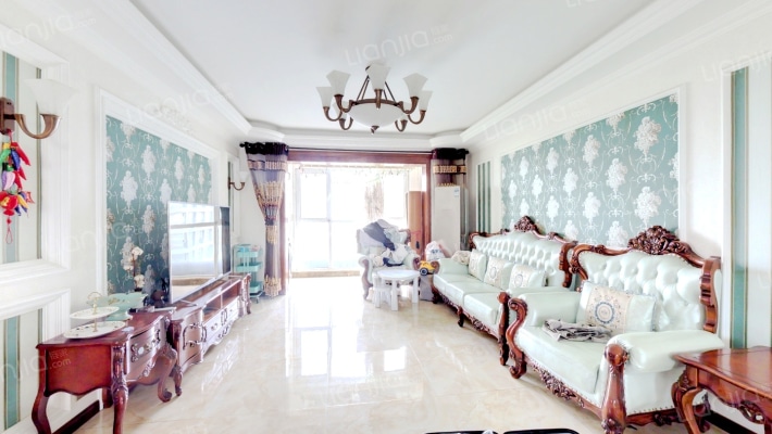 东尚蓝湾二手房实景图