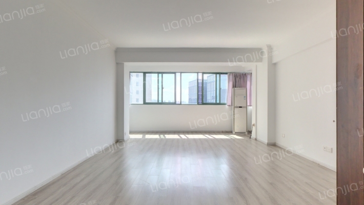 春天大厦二手房实景图