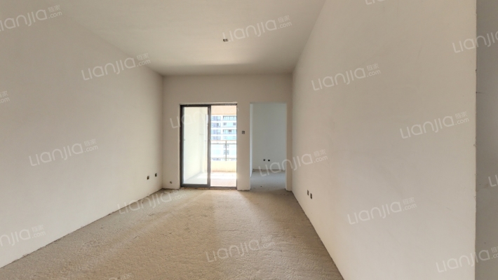 港通山水华庭二手房实景图