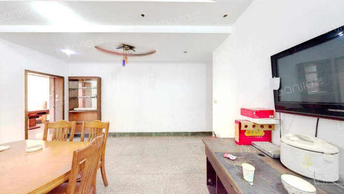 联芳花园1期二手房实景图