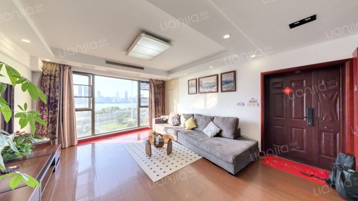 近水花园二手房实景图