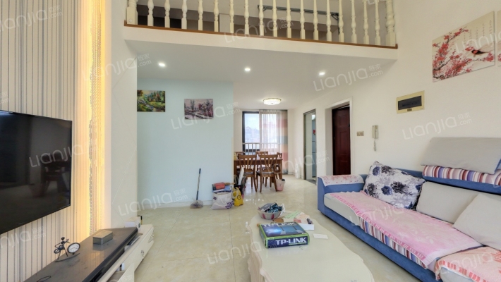 经开区教师公寓二手房实景图