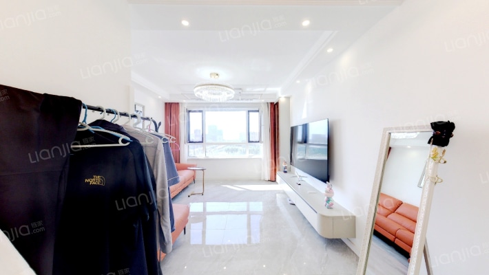 亚泰华府二手房实景图