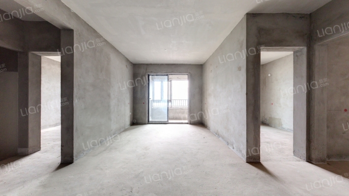 绿地万萃城C组团二手房实景图