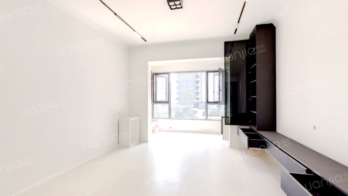 天汇龙城龙欣苑（八期）二手房实景图