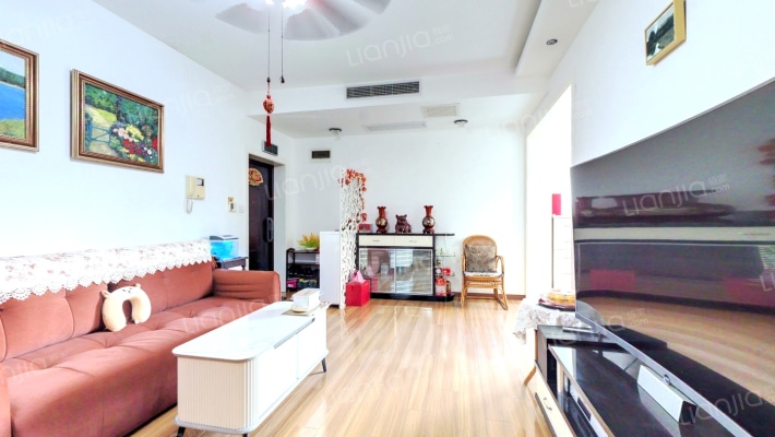 阳光新苑二手房实景图