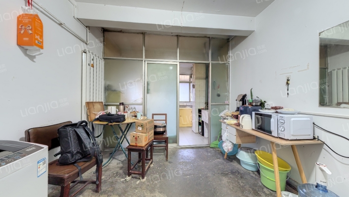 从新小区二手房实景图