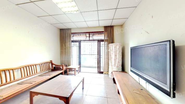 逸静丰豪二手房实景图