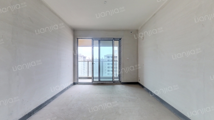 融创云湖十里D区二手房实景图