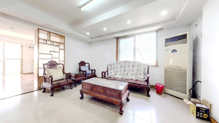 宝华公寓二手房实景图