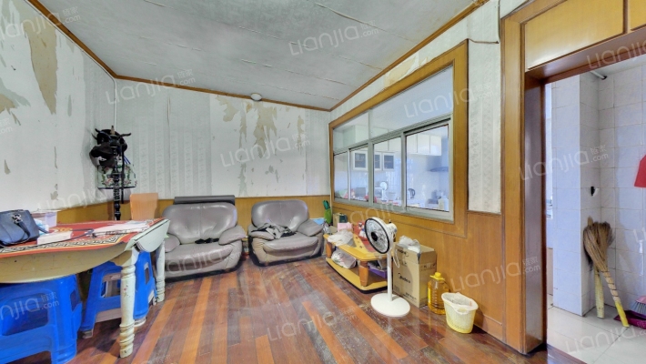 东门新村二手房实景图