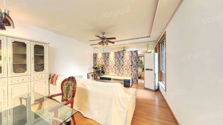 银城西堤国际五区二手房实景图