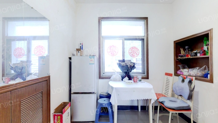 牛奶厂宿舍二手房实景图