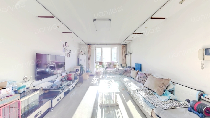 順驰城市艺墅二手房实景图