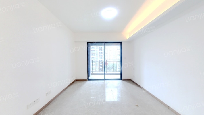 卓越浅水湾二手房实景图