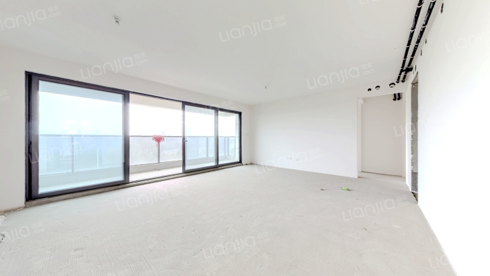 中南樾府二手房实景图