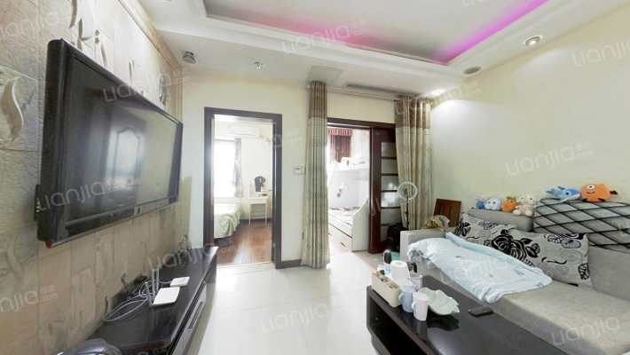 和泓四季A区二手房实景图