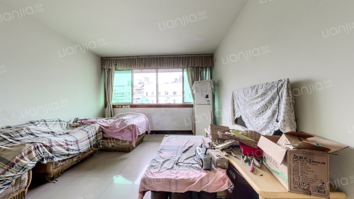 宏发苑B区二手房实景图