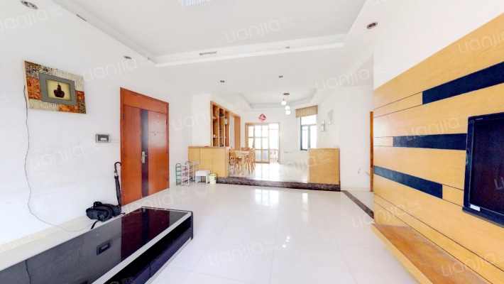 纯水岸花园二手房实景图