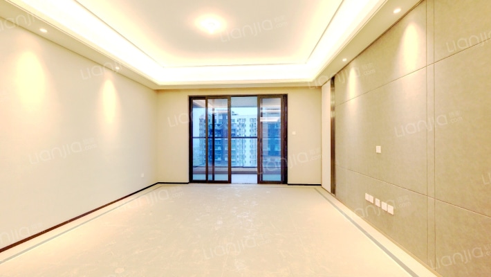 滨江天樾二手房实景图