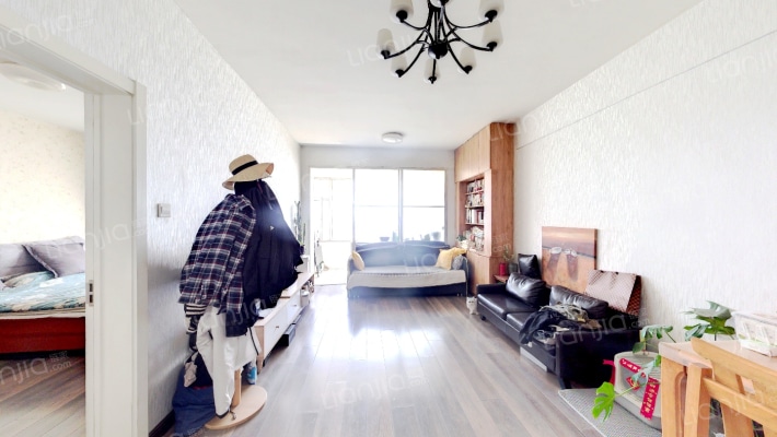 世纪花园二手房实景图