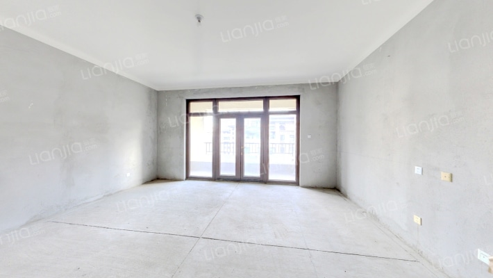 荣盛华府A区二手房实景图