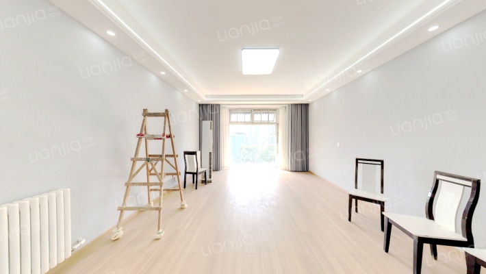 恋日家园F区二手房实景图