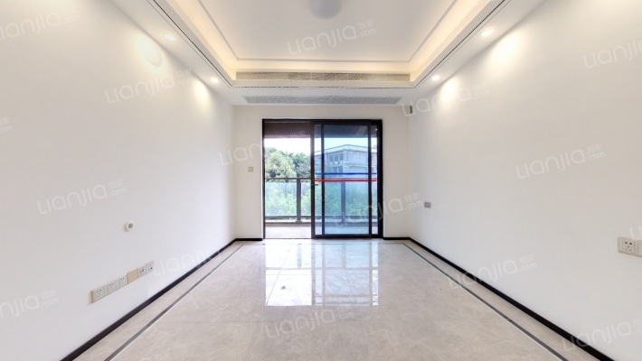 十里长江澜庭南区二手房实景图