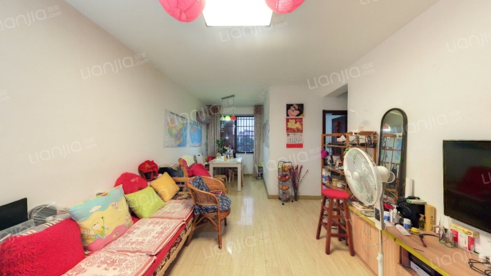 新世纪社区二手房实景图