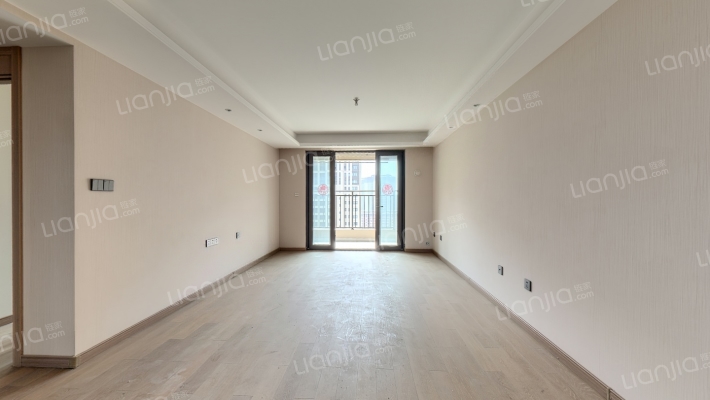 万科城香樟苑二手房实景图