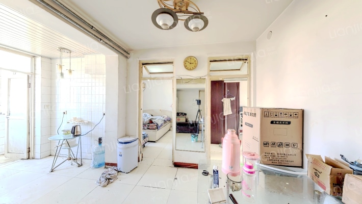 检察院宿舍二手房实景图