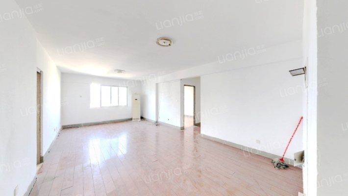 晴园虹锦公寓二手房实景图