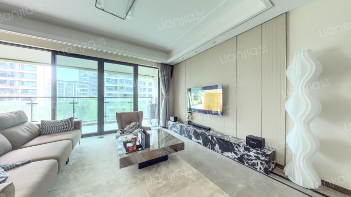 中粮珑悦锦云二手房实景图