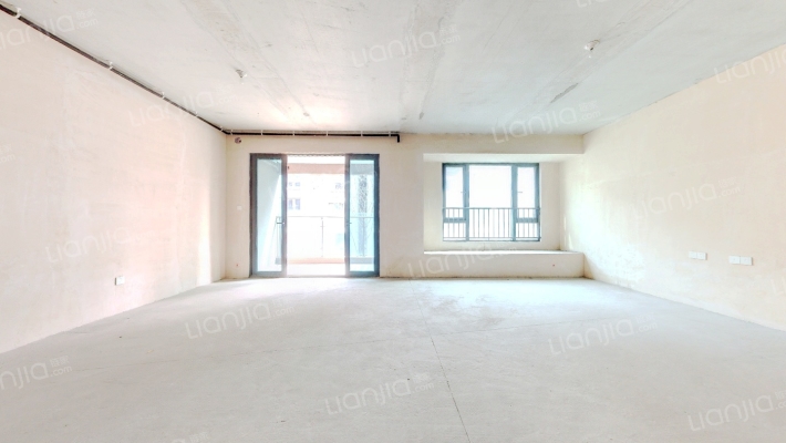 万科天府名邸二手房实景图