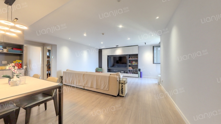 中景濠庭二手房实景图