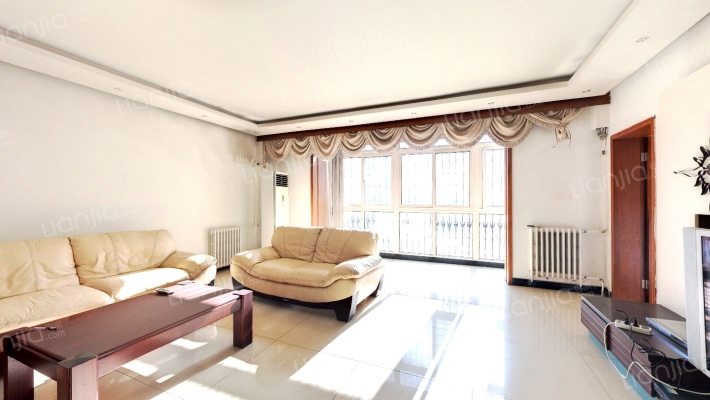 丽园东里二手房实景图