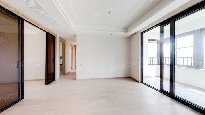 彰泰观南府二手房实景图