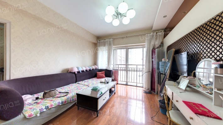 高新品阁二手房实景图