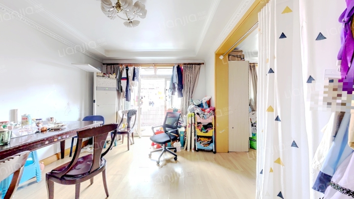 金芝苑二手房实景图